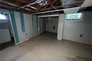 127 S Delmar Ave, Dayton, OH 45403 - Photo 14