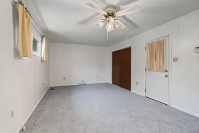 109 Delcourt Drive, Springfield, OH 45506 - Photo 12
