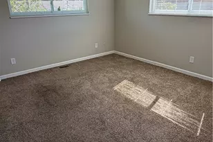7701 Sebring Dr, Huber Heights, OH 45424 - Photo 10