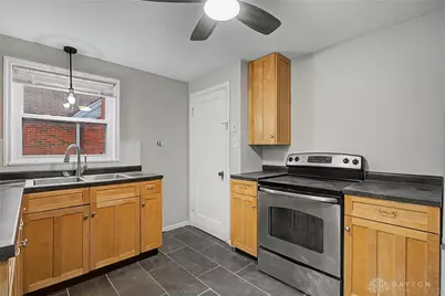 1742 S Smithville Road, Dayton, OH 45410 - Photo 10