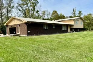 639 Liscum Dr, Dayton, OH 45417 - Photo 2
