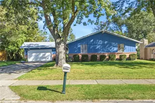 421 Wilson Park Dr, Dayton, OH 45449 - Photo 2