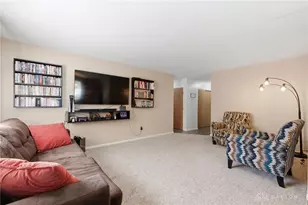 421 Wilson Park Dr, Dayton, OH 45449 - Photo 8