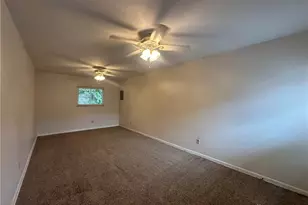 196 Lyons Dr, Centerville, OH 45459 - Photo 14