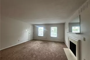 196 Lyons Dr, Centerville, OH 45459 - Photo 4