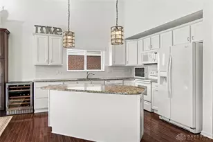 105 Clearsprings Dr, Springboro, OH 45066 - Photo 14
