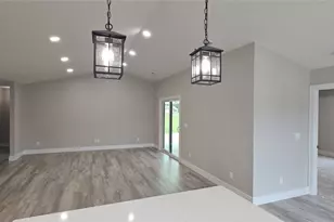211 Cobblestone Trl, Eaton, OH 45320 - Photo 10