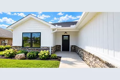 211 Cobblestone Trail, Eaton, OH 45320 - Photo 2
