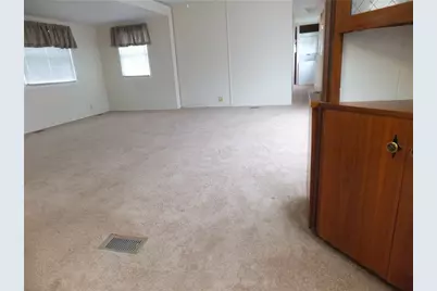 99 Palace, West Carrollton, OH 45449 - Photo 8
