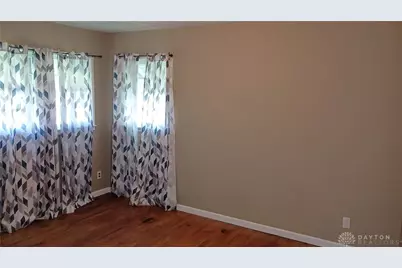 184 Ellington Road, Mad River Twp, OH 45431 - Photo 8