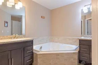 7125 Brookmeadow Drive, Centerville, OH 45459 - Photo 14