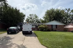 4814 Pierpont Dr, Dayton, OH 45426 - Photo 1