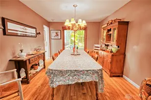 1113 Green Tree Dr, Centerville, OH 45429 - Photo 12