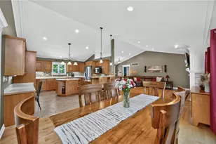 1863 Pence Ridge Ct, Turtlecreek Twp, OH 45036 - Photo 12