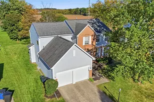 7011 Geary Pl, Dayton, OH 45424 - Photo 2