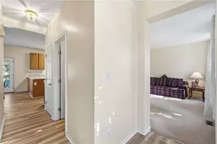 7011 Geary Pl, Dayton, OH 45424 - Photo 8