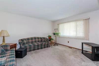 717 Kenbrook, Vandalia, OH 45377 - Photo 6