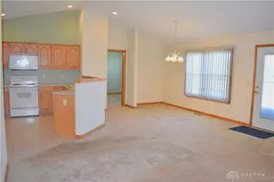 2104 Indian Ridge Dr, Piqua, OH 45356 - Photo 16