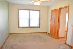 2104 Indian Ridge Dr, Piqua, OH 45356 - Photo 18