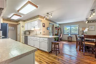 15 Sesame St, Springboro, OH 45066 - Photo 1