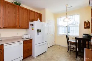 2730 Cedarbrook Way, Beavercreek, OH 45431 - Photo 6