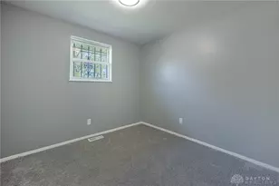 5216 Hoover Ave, Dayton, OH 45417 - Photo 10