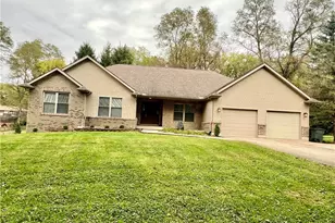 635 Kepler Rd, Dayton, OH 45414 - Photo 2