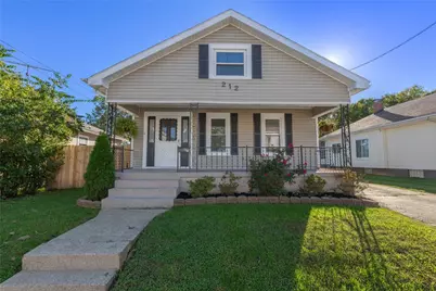 212 W 8th Street, Franklin, OH 45005 - Photo 1