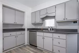 212 W 8th St, Franklin, OH 45005 - Photo 10