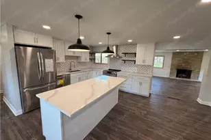 3590 Hertland Dr, Dayton, OH 45439 - Photo 8