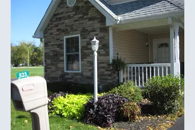 523 Golden Crossing #525, Eaton, OH 45320 - Photo 2
