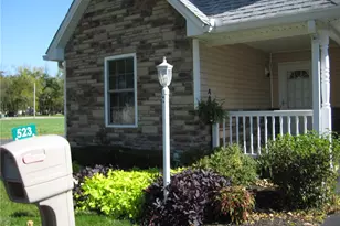 523 Golden Xing, Eaton, OH 45320 - Photo 2