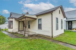 1307 Valley St, Dayton, OH 45404 - Photo 2