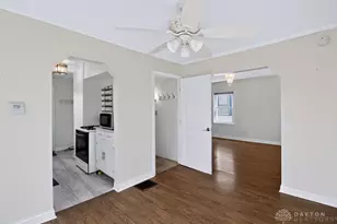 4126 Lora Ave, Cincinnati, OH 45211 - Photo 10
