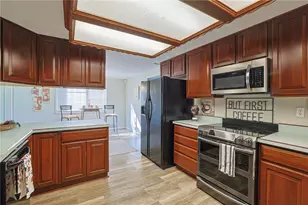 7146 Chadbourne Dr, Huber Heights, OH 45424 - Photo 10