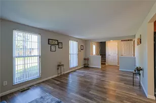 7146 Chadbourne Dr, Huber Heights, OH 45424 - Photo 6