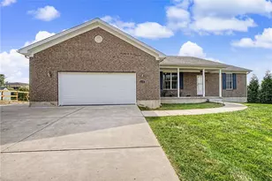 4137 Rosehill Dr, Beavercreek, OH 45431 - Photo 2
