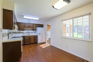 467 Redbud Ln, Xenia, OH 45385 - Photo 6