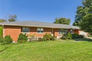 3528 Calumet Rd, Ludlow Falls, OH 45339 - Photo 8