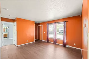 261 Boyer St, Dayton, OH 45402 - Photo 4