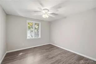 304 Waterford Dr, Dayton, OH 45458 - Photo 36