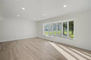 156 Matthews Ave, Enon, OH 45323 - Photo 12
