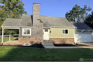 713 E Dorothy Ln, Kettering, OH 45419 - Photo 1