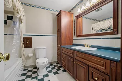 4070 Woodedge Drive, Bellbrook, OH 45305 - Photo 26