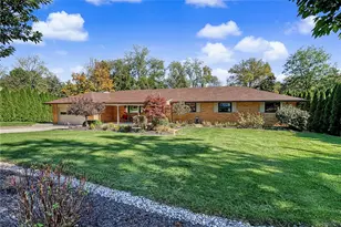 4070 Woodedge Dr, Bellbrook, OH 45305 - Photo 4
