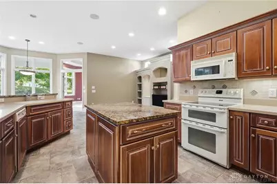1016 Wedgestone Court, Centerville, OH 45458 - Photo 32