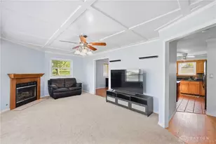 4541 Drayton Ct, Dayton, OH 45440 - Photo 4