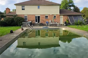 3410 Loggerhead Ct, Dayton, OH 45414 - Photo 2
