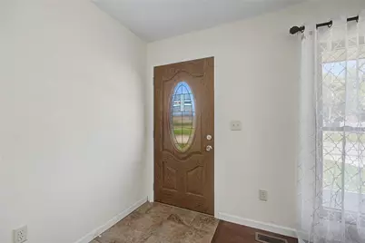 1952 Crase Drive, Xenia, OH 45385 - Photo 6
