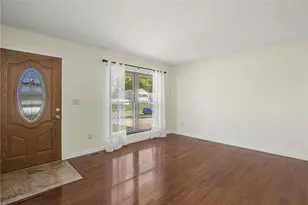 1952 Crase Dr, Xenia, OH 45385 - Photo 8